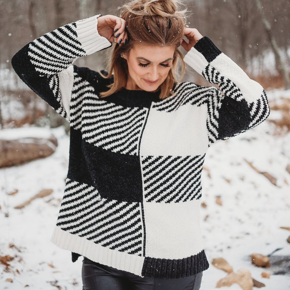 POL Art deco sweater FINAL SALE